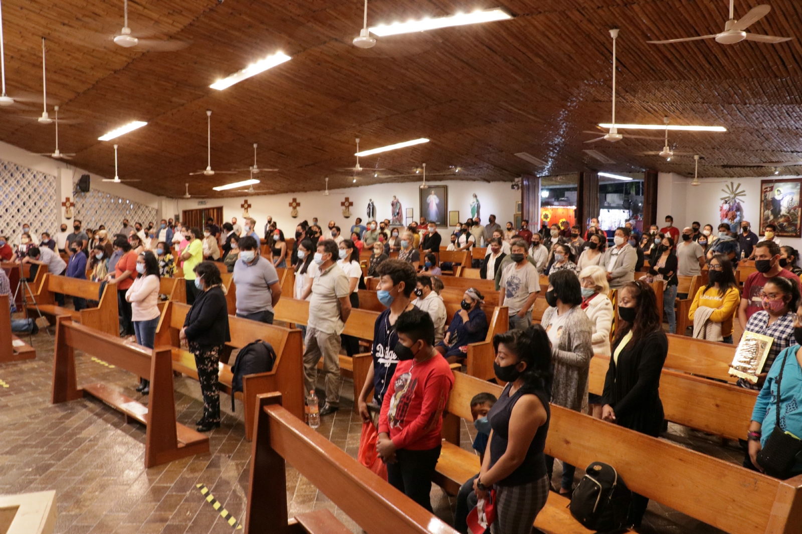 Las procesiones, misas y celebraciones con motivo de las fiestas guadalupanas han generado concentraciones de feligreses. Foto: Óscar Gómez