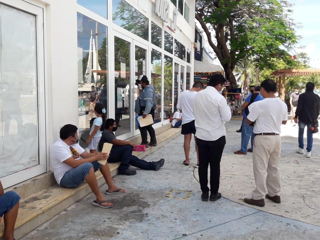 En el laboratorio estatal de Salud se analizan 425 casos sospechosos de COVID-19.