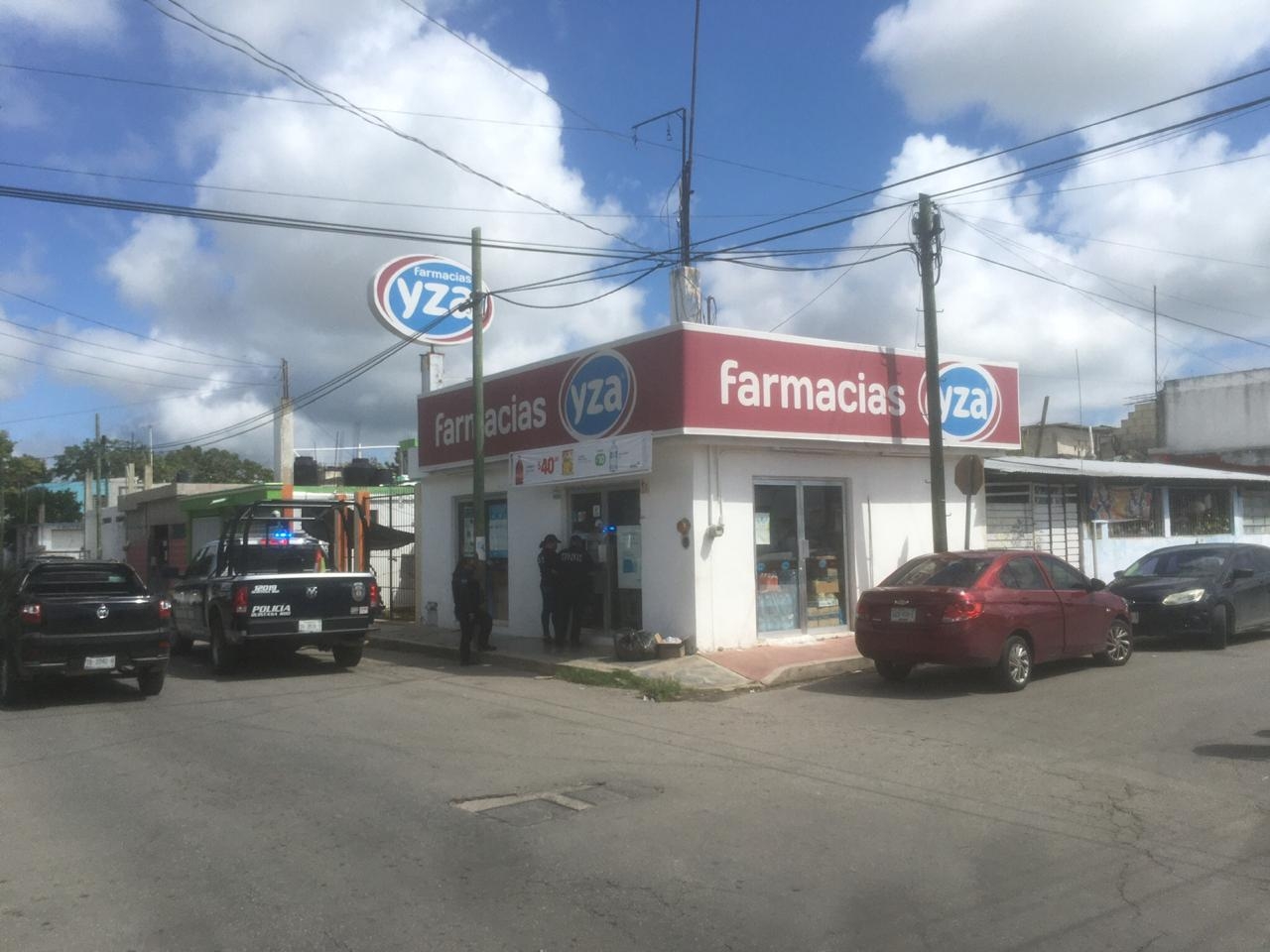 Otro trabajador llamó al 911 y detuvieron al sujeto para trasladarlo a la cárcel municipal