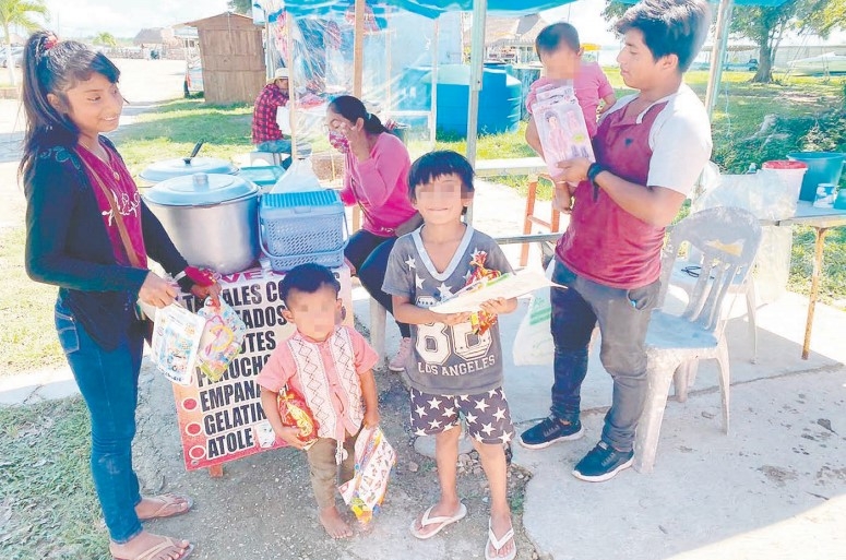 Piden a todos los que quieran unirse a la noble causa, aportando muñecas, carritos o pelotas en buen estado.