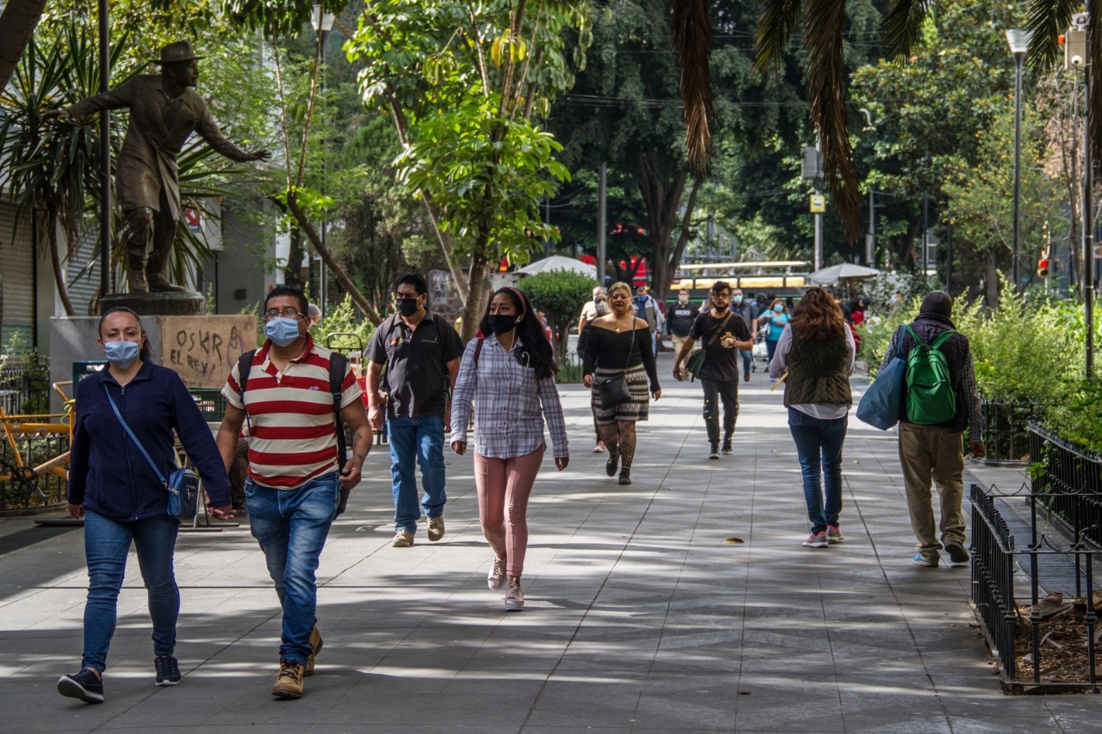 Casos de Covid-19 en México ascienden a más de 220 mil Casos de Covid-19 en México ascienden a más de 220 mil