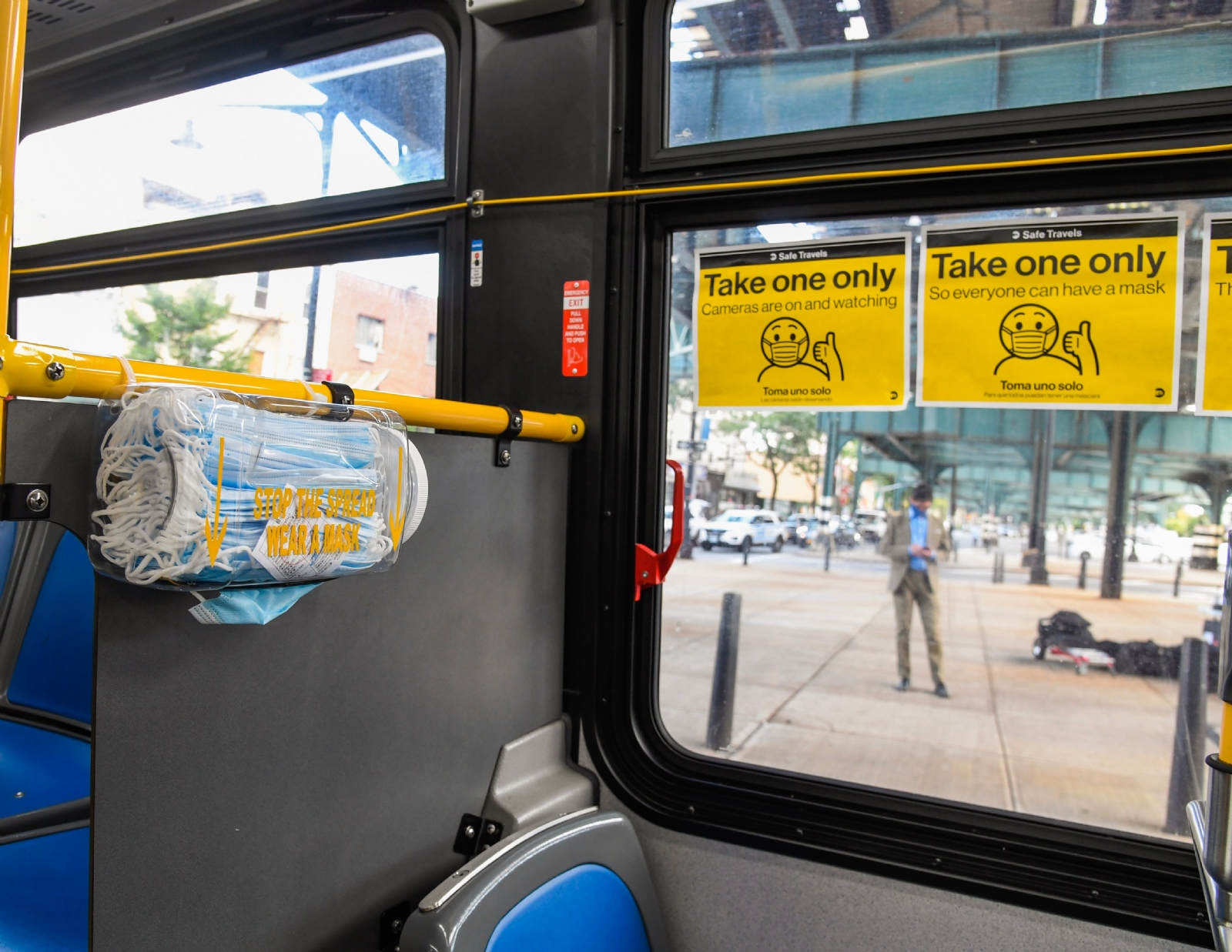 Las autoridades esperan colocar 400 dispensadores en 20 rutas de Nueva York (@NYCTBus) Las autoridades esperan colocar 400 dispensadores en 20 rutas de Nueva York (@NYCTBus)