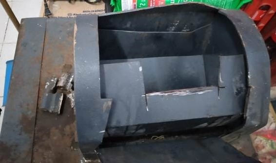 Los delincuentes forzaron la caja fuerte del lugar Los delincuentes forzaron la caja fuerte del lugar