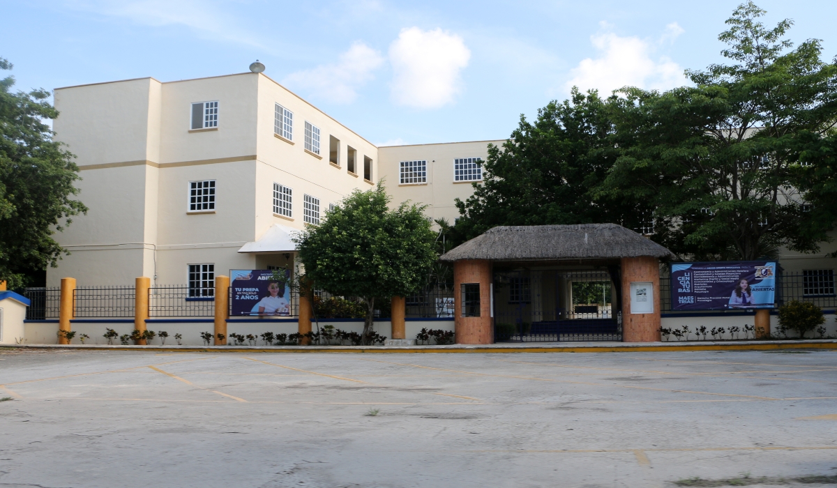 En crisis económica, 300 escuelas privadas de Quintana Roo