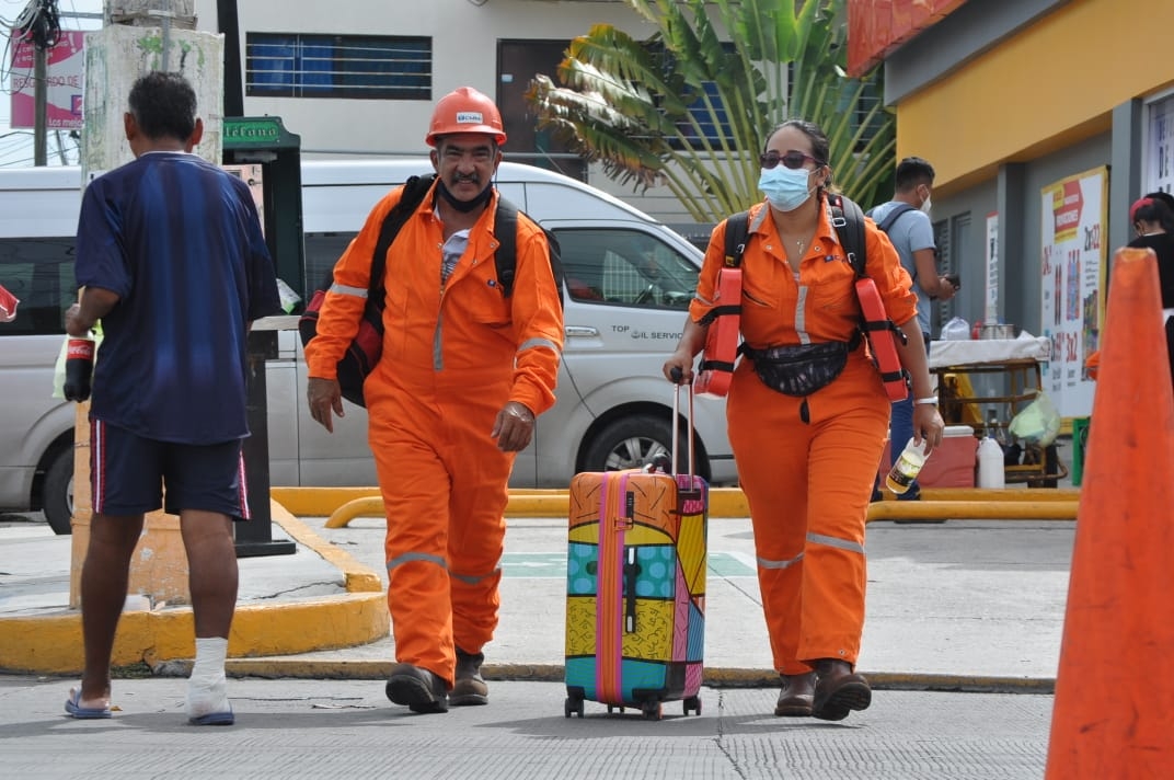 El trabajador cree que la llegada de gente foránea a la Isla es la que posiblemente genera en el aumento de contagios