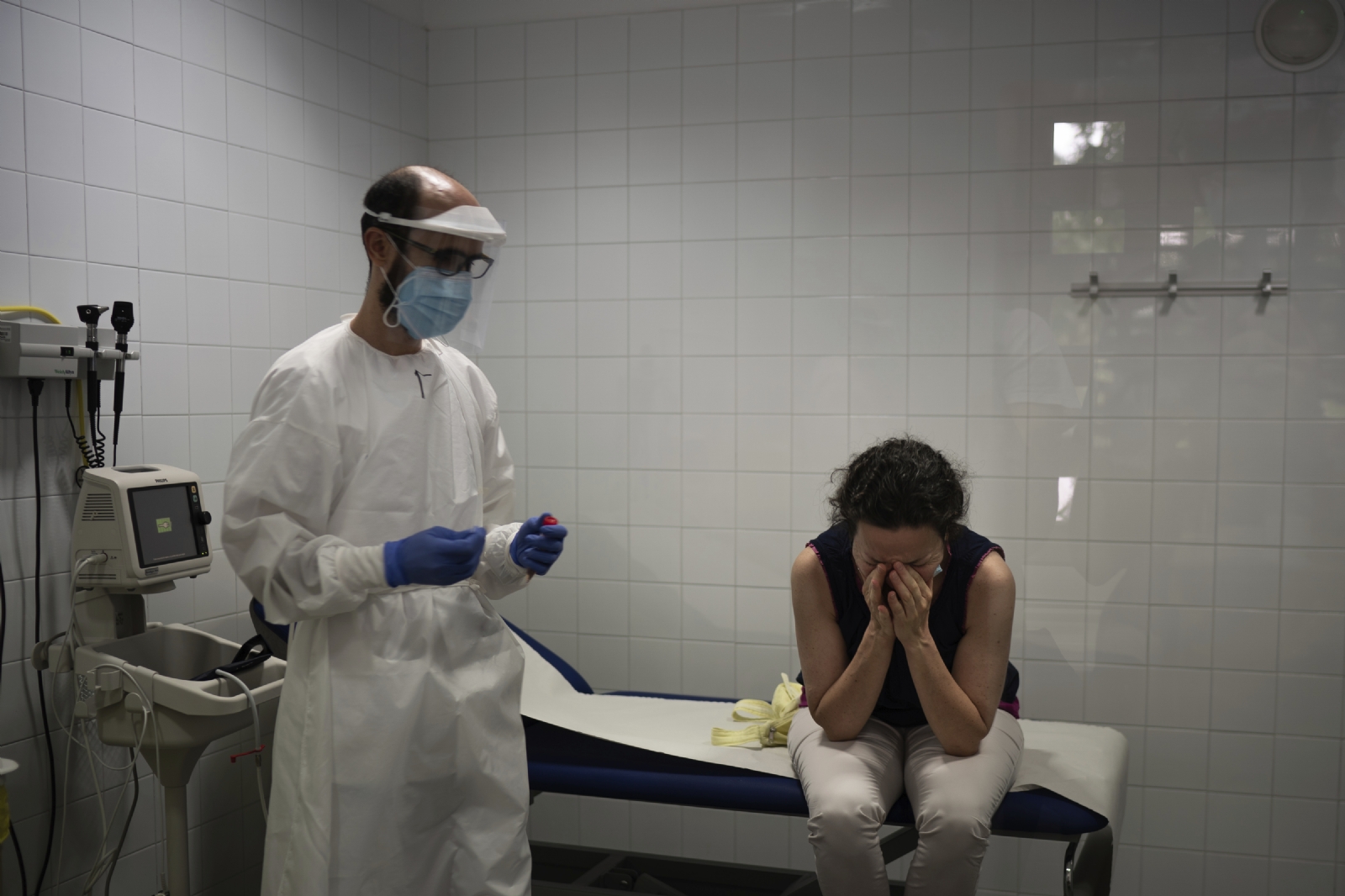 Población en España declara cuarentena por rebrote del virus (AP) Población en España declara cuarentena por rebrote del virus (AP)
