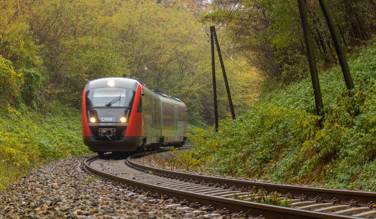 Electrificarán los tramos de la ruta Mérida-Cancún-Chetumal del Tren Maya