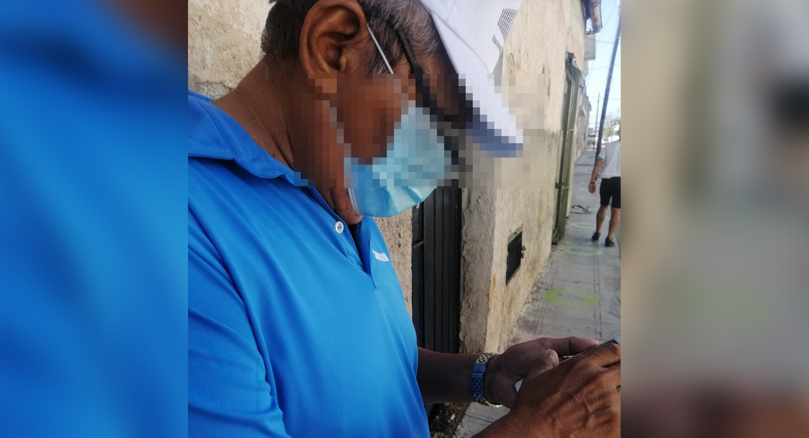 Hombre le toma fotografías a una mujer en el Centro Histórico de Mérida y lo detienen