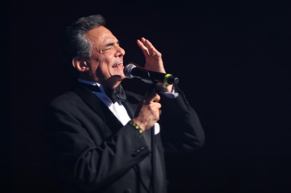 Aunque  José José es un personaje respetable y con una carrera musical seria, ha tenido un momento vergonzoso y fue el día en bailó reggaetón con su hija Sarita