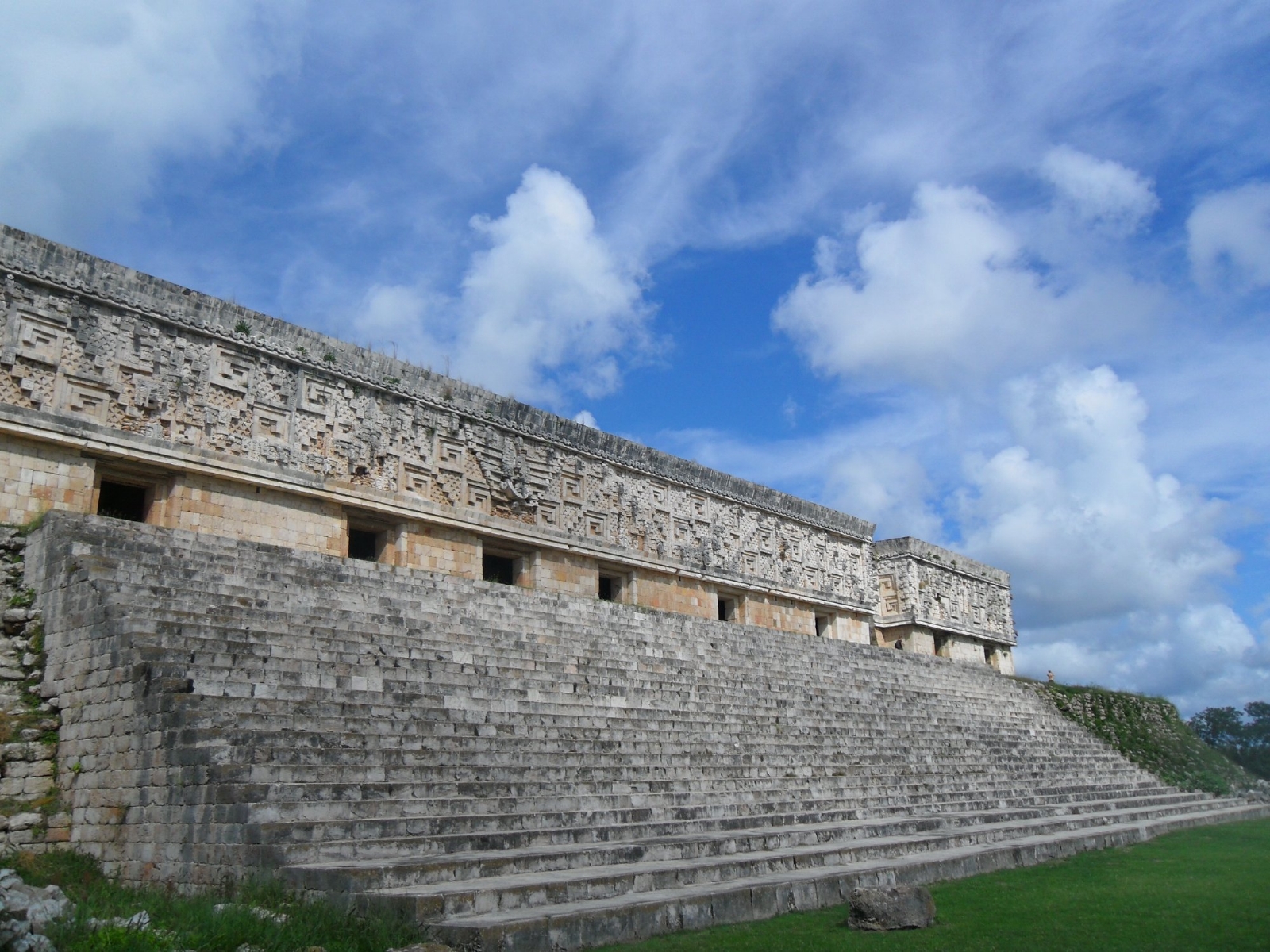 INAH reitera que los influencers incumplieron normas sanitarias en Uxmal