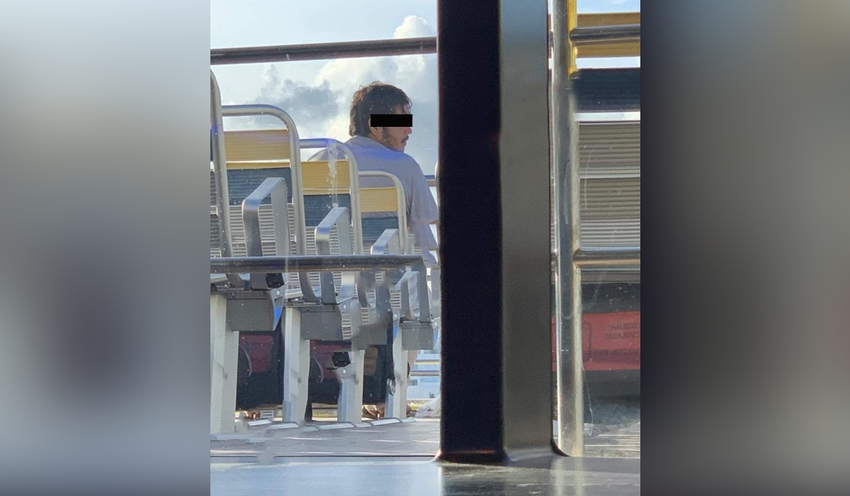 El domingo por la tarde Erath “J” viajó en el ferry de Playa del Carmen con destino a Cozumel. Foto: Por Esto!