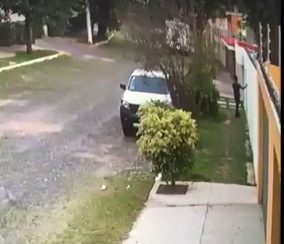 Sujeto arroja semen a mujer que hacía ejercicio en Zapopan (Especial) Sujeto arroja semen a mujer que hacía ejercicio en Zapopan (Especial)