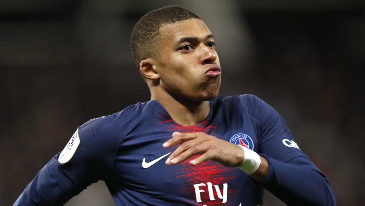 Mbappe dio positivo por Covid-19 Mbappe dio positivo por Covid-19