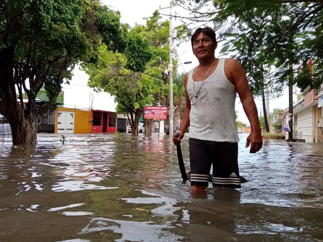 Fuertes inundaciones en Ciudad del Carmen