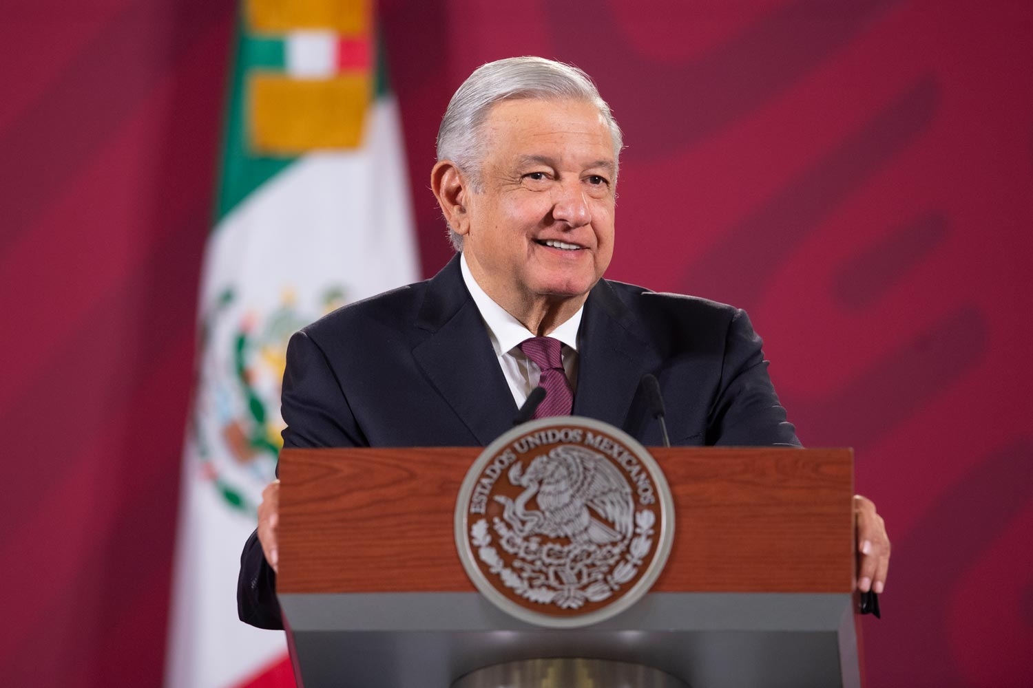 AMLO comenzó su gira de trabajo en Sonora deste ayer viernes AMLO comenzó su gira de trabajo en Sonora deste ayer viernes