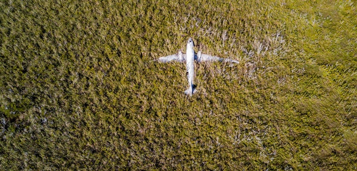 La aeronave lleva más de 30 años abandonada La aeronave lleva más de 30 años abandonada