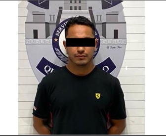 Al realizar el cambio de carril en la calle 127 no le cedió el paso a la patrulla de la Policía Quintana Roo Al realizar el cambio de carril en la calle 127 no le cedió el paso a la patrulla de la Policía Quintana Roo