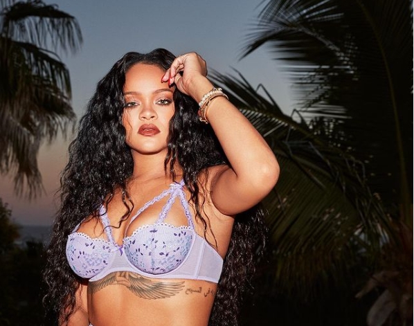 Rihanna estrena lencería previo al Día de San Valentín: FOTOS