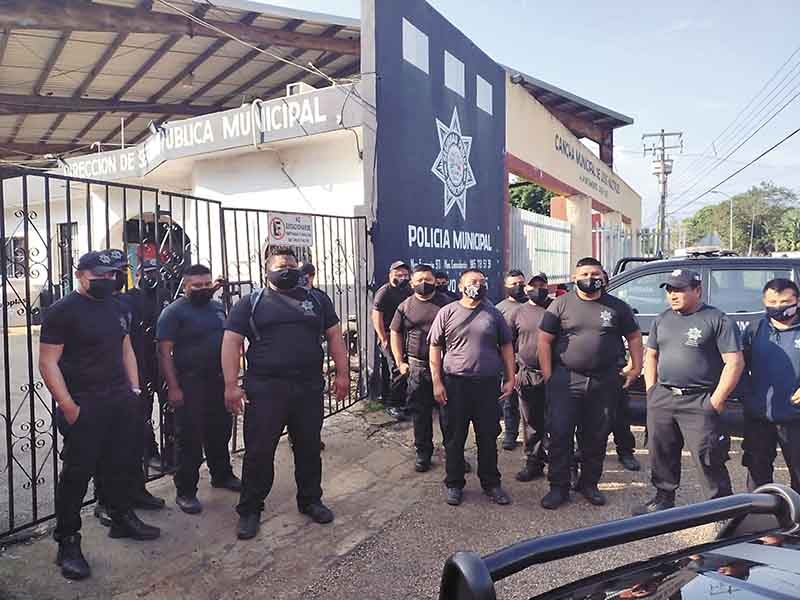 Alcalde despide injustificadamente a siete policías de Chichimilá Alcalde despide injustificadamente a siete policías de Chichimilá