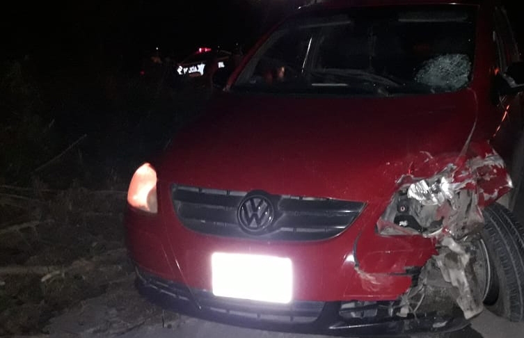 El auto quedó seriamente dañado