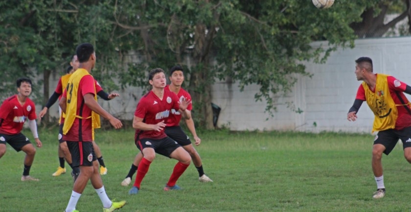 Pioneros de Cancún van con todo al partido