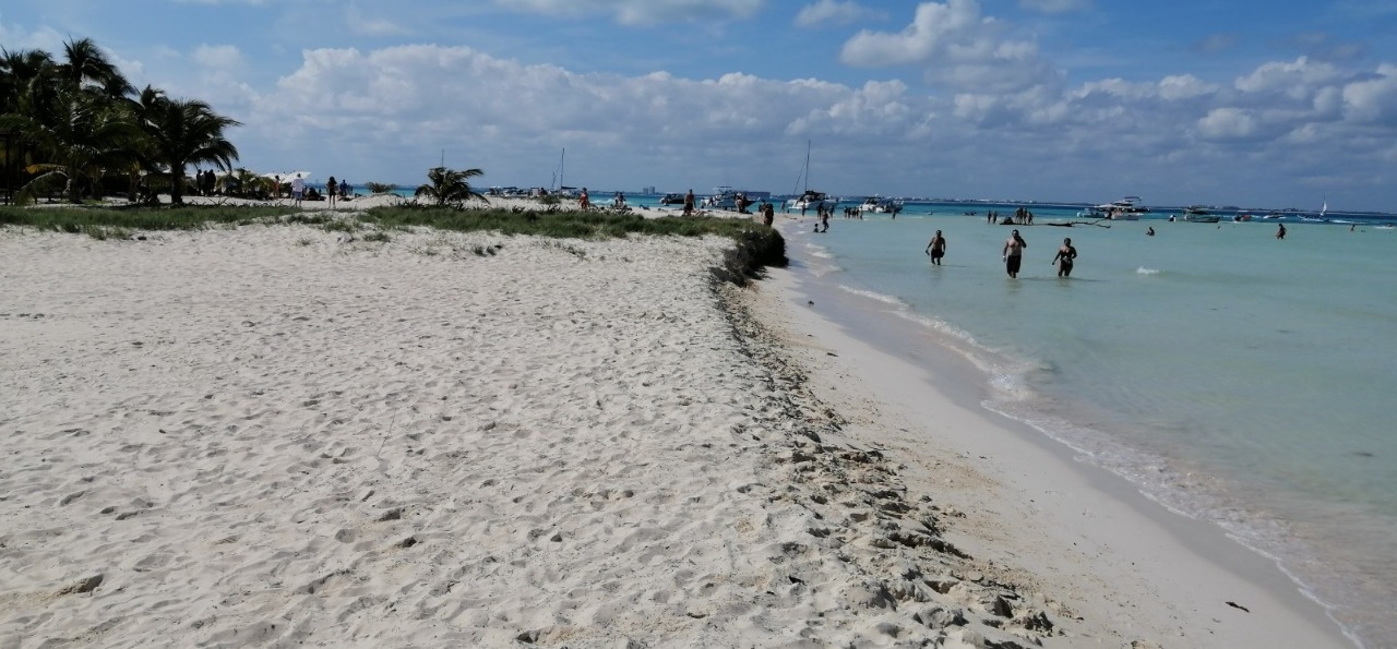 Los huracanes Delta y Zeta, provocaron la pérdida de 200 m2 de superficie arenal Los huracanes Delta y Zeta, provocaron la pérdida de 200 m2 de superficie arenal