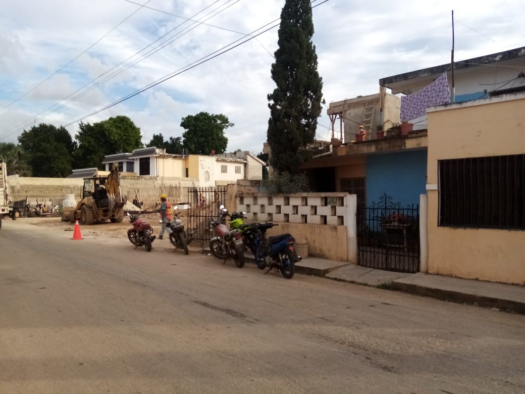El predio de Jorge Magaña colinda con el terreno donde se
construye la estación de servicio en Oxkutzcab.