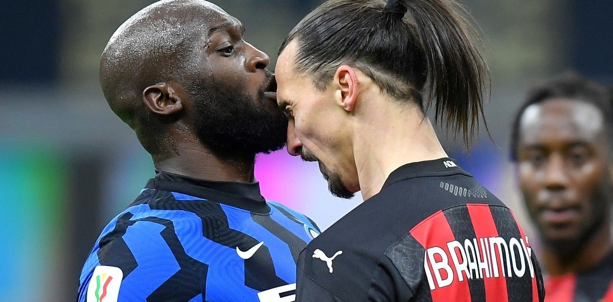 Los futbolistas protagonizaron una pelea durante el partido