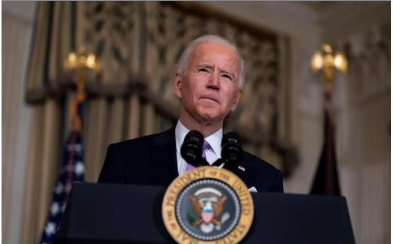 Un juez federal en Texas bloqueó este martes, temporalmente, una medida de Joe Biden
