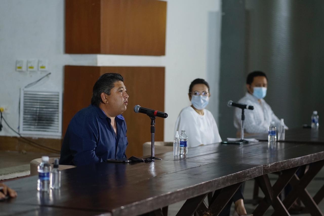 El permiso que solicitan es para trabajar y ofrecer a los ciudadanos yucatecos eventos que cumplan con las medidas sanitarias El permiso que solicitan es para trabajar y ofrecer a los ciudadanos yucatecos eventos que cumplan con las medidas sanitarias