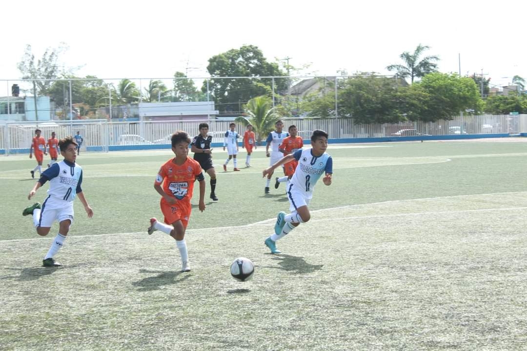 Se busca principalmente no poner en peligro a los jóvenes futbolistas, pues son el futuro del balompié mexicano Se busca principalmente no poner en peligro a los jóvenes futbolistas, pues son el futuro del balompié mexicano