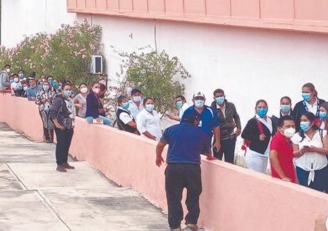 Personal médico de los centros de salud de Calakmul, Palizada y Escárcega, se manifestaron en días pasados Personal médico de los centros de salud de Calakmul, Palizada y Escárcega, se manifestaron en días pasados