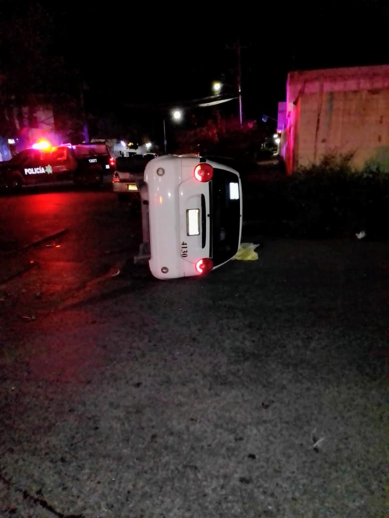 Así terminó el taxi luego del choque