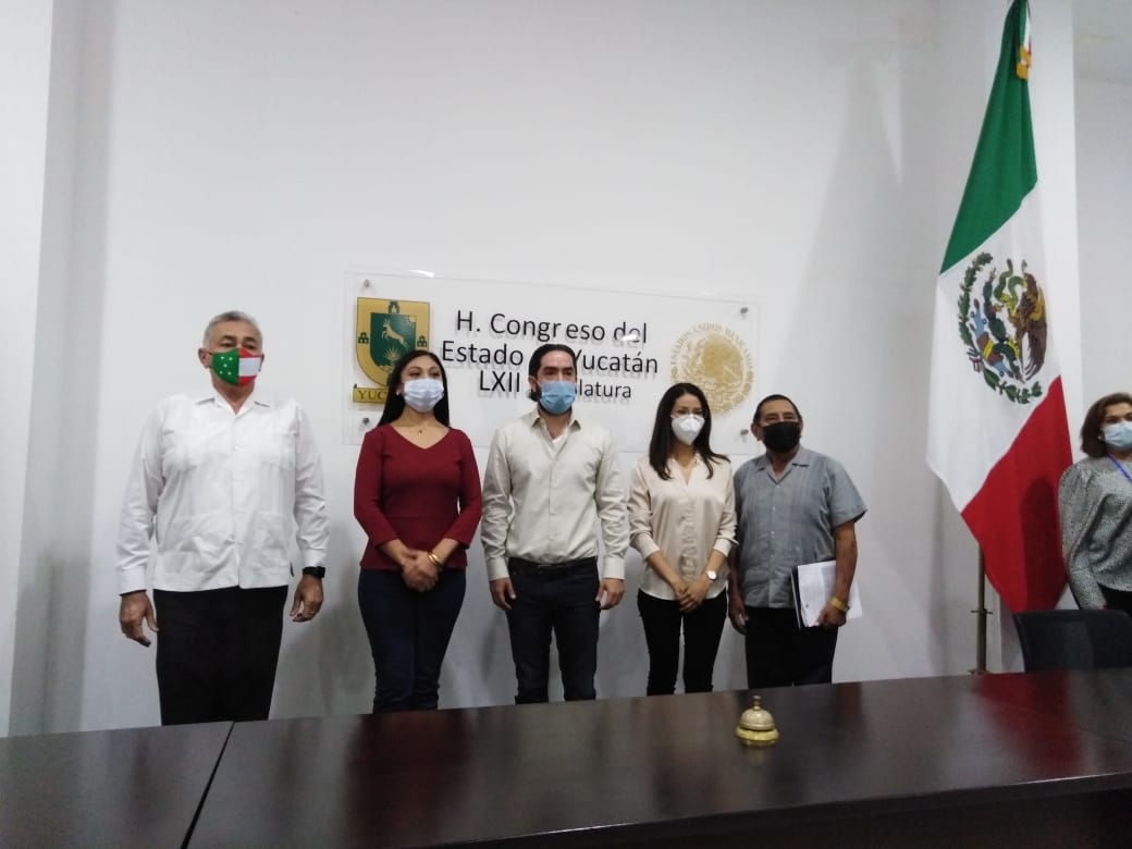 Se convocó la sesión inaugural del período para mañana lunes a las 11 horas de mañana lunes Se convocó la sesión inaugural del período para mañana lunes a las 11 horas de mañana lunes