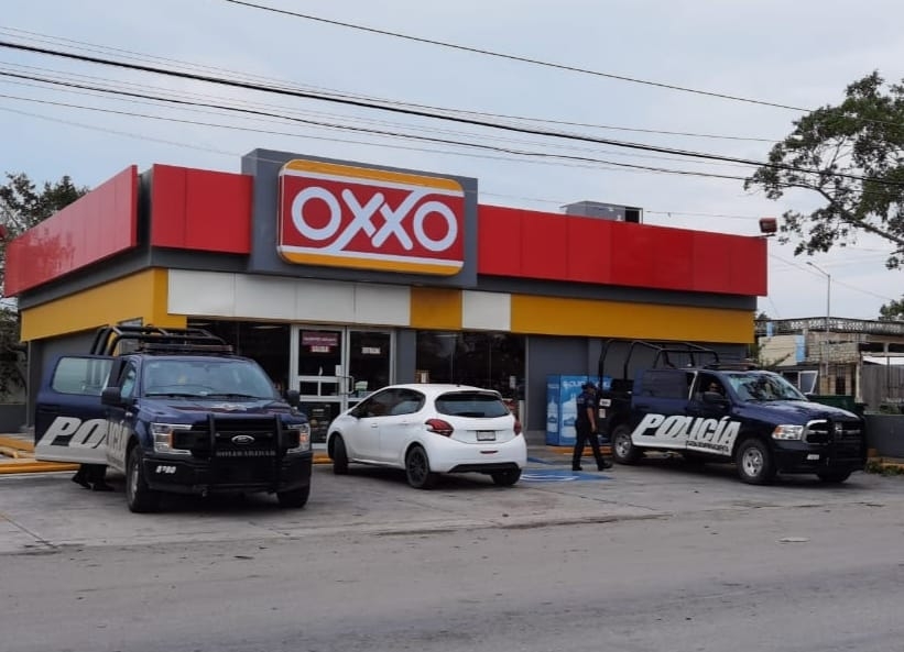 Llevaban cometiendo atracos en otras sucursales de dicha cadena en Playa del Carmen Llevaban cometiendo atracos en otras sucursales de dicha cadena en Playa del Carmen