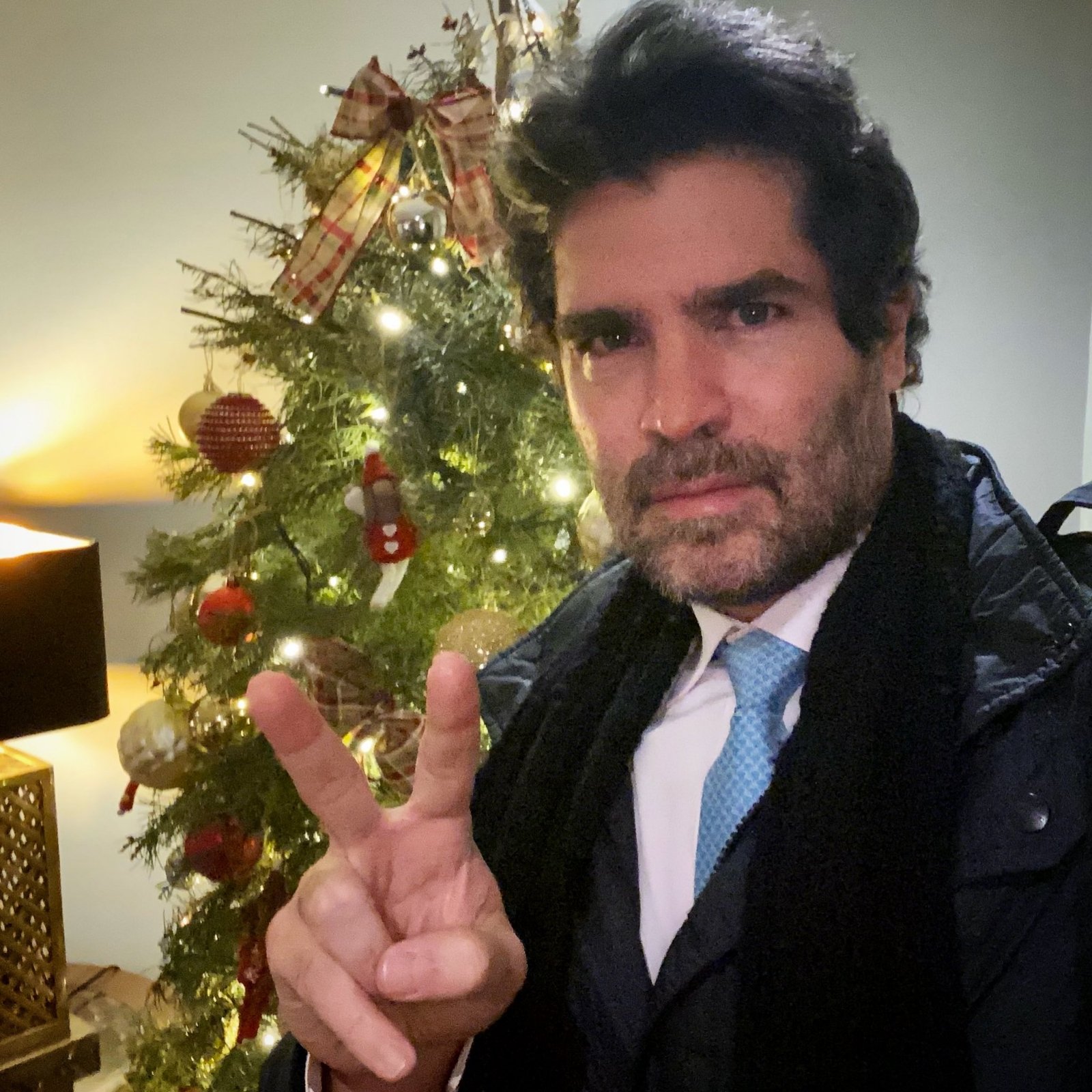 Eduardo Verastegui llega a Mérida a rezar un rosario por el Mundo