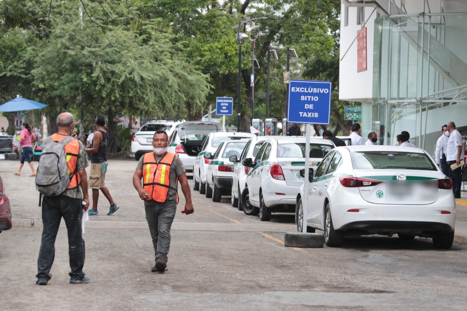 Sólo en septiembre hubo siete presuntos taxistas de Cancún acusados por asaltos y posesión de drogas, indicó el sindicato