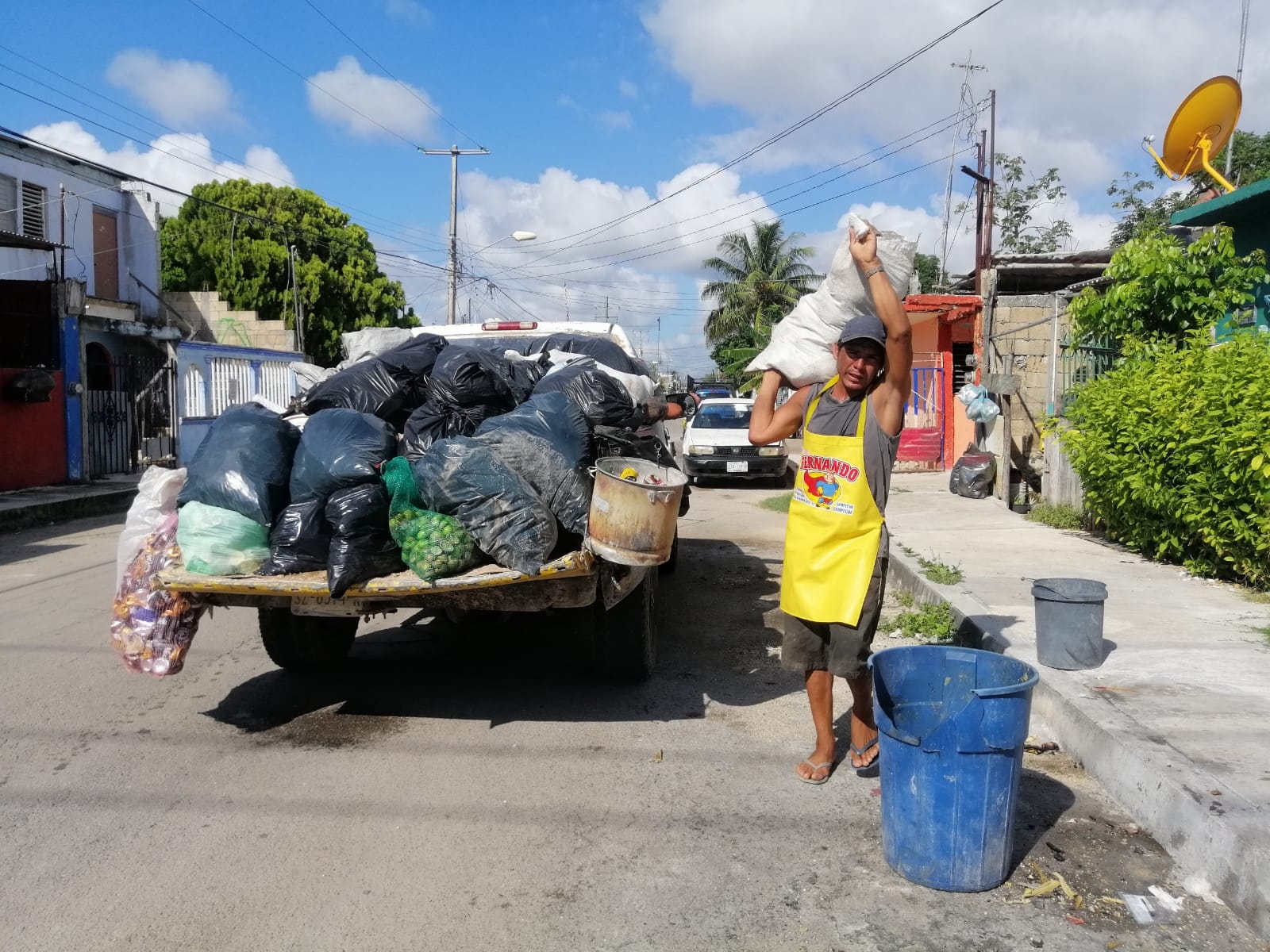 Según Servicios Públicos Municipales, en la capital del estado diariamente se generan 300 toneladas de basura Según Servicios Públicos Municipales, en la capital del estado diariamente se generan 300 toneladas de basura