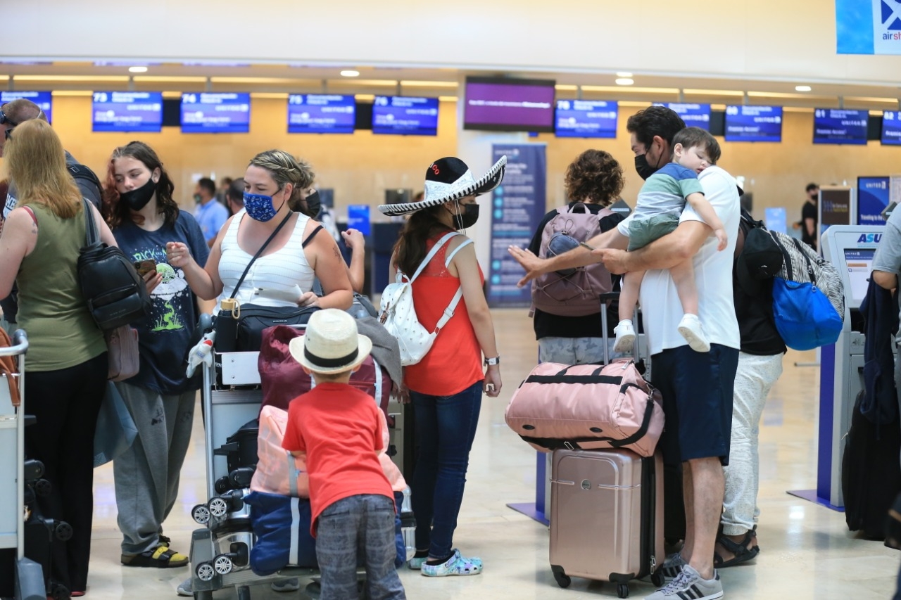 La familia Gómez contó su agradable experiencia luego de vivir nueve días de vacaciones en el Caribe Mexicano La familia Gómez contó su agradable experiencia luego de vivir nueve días de vacaciones en el Caribe Mexicano