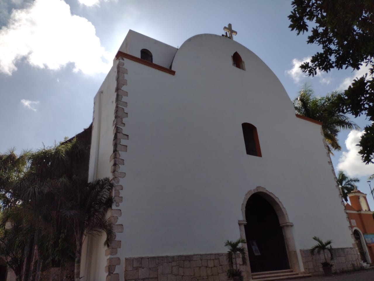 Los habitantes de Carrillo Puerto acusan nula promoción y mantenimiento de vestigios históricos en el municipio Los habitantes de Carrillo Puerto acusan nula promoción y mantenimiento de vestigios históricos en el municipio