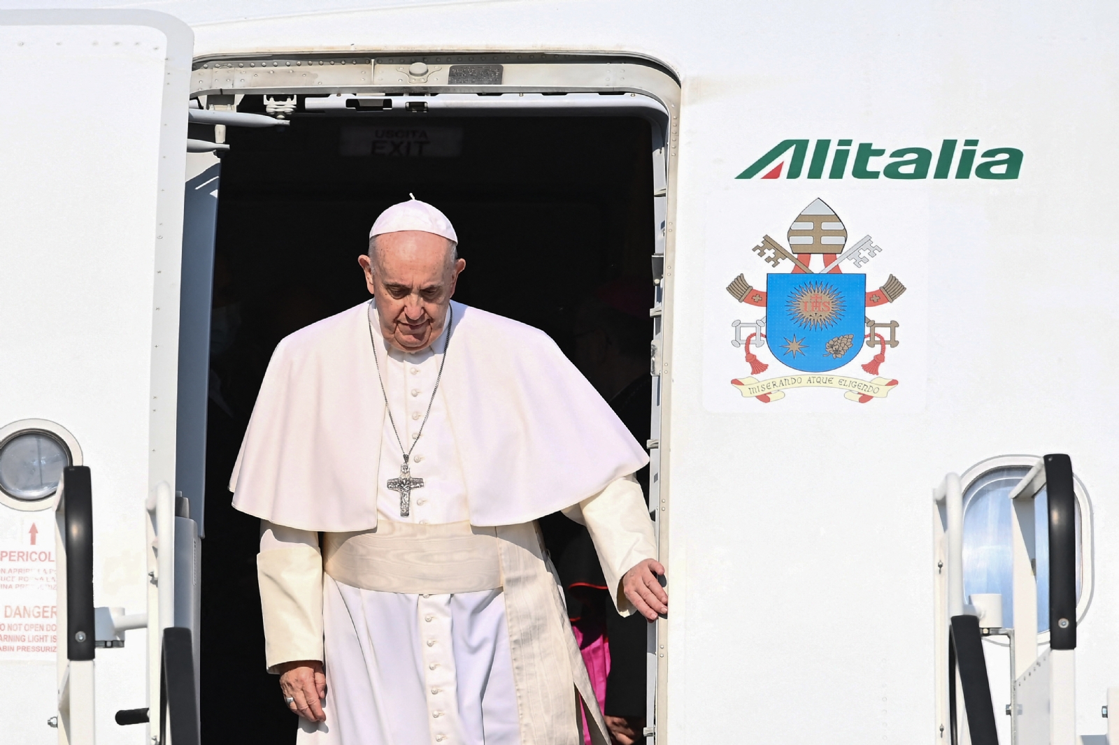 El papa Francisco solicitó a los países poderosos que cesen las agresiones