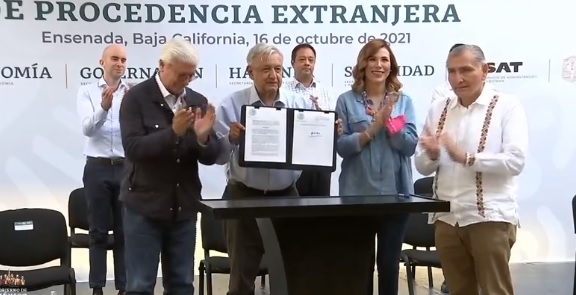 Los conductores tendrán que pagar 2 mil 500 pesos para regularizar los vehículos chocolate