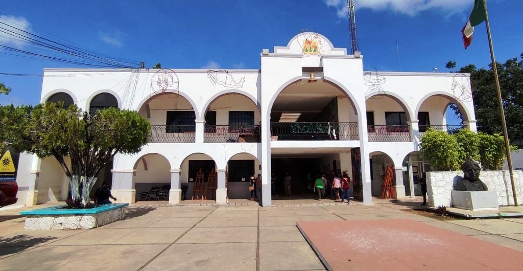 La mujer refirió que no quiere perder su antigüedad y por tanto,pidió que quiere que le den de alta de nuevo