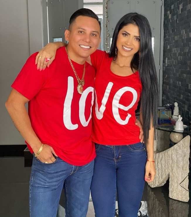 Con un video de Tik Tok, Kimberly Flores y Edwin Luna despertaron las sospechas de sus seguidores de un posible segundo embarazo Con un video de Tik Tok, Kimberly Flores y Edwin Luna despertaron las sospechas de sus seguidores de un posible segundo embarazo