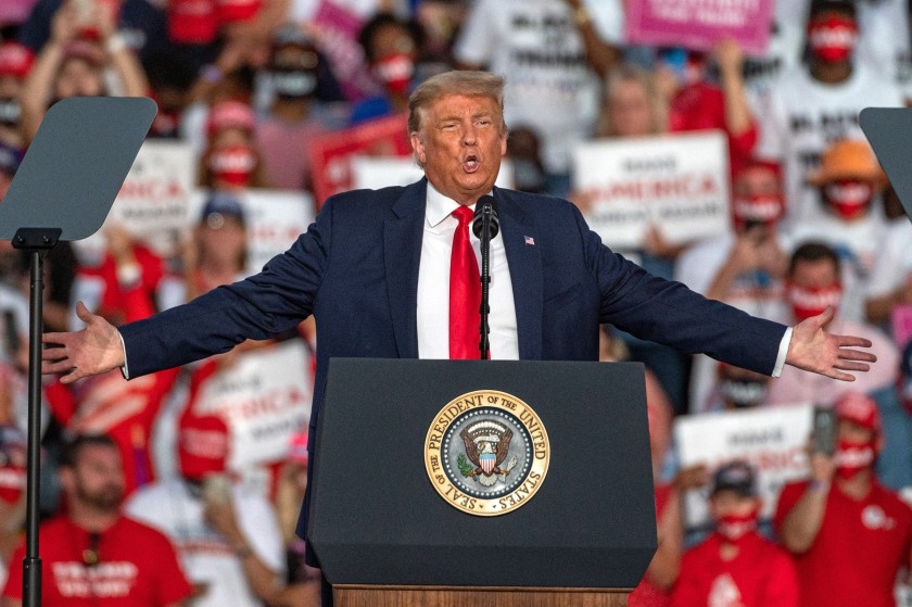 Trump acusado de retener secretos nucleares y obstruir a la justicia en EU