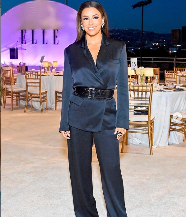 La actriz estadounidense Eva Longoria, se mostró a través de redes sociales disfrutando de los rayos del Sol desde México La actriz estadounidense Eva Longoria, se mostró a través de redes sociales disfrutando de los rayos del Sol desde México