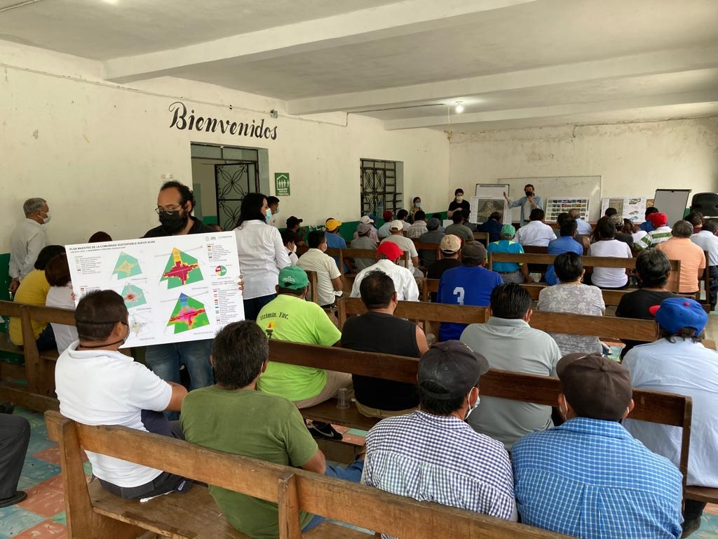 Se tomaron en cuenta varias propuestas de los habitantes de dicho lugar con la intención de construir el proyecto de acuerdo a sus necesidades y sugerencias