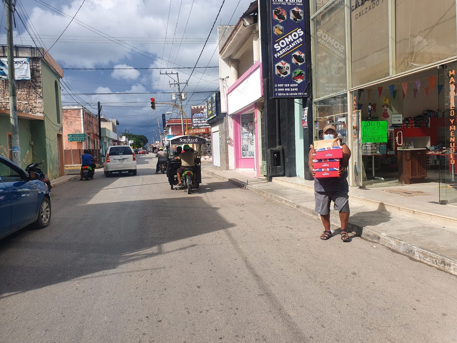 Los zapateros señalan, viven una época de crisis, han tenido que recurrir al crédito