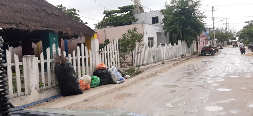 El pago de volquetes para sacar la basura de Holbox es de cinco mil pesos por unidad