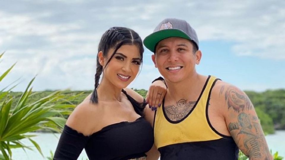 Edwin Luna le habría llevado flores a otra mujer